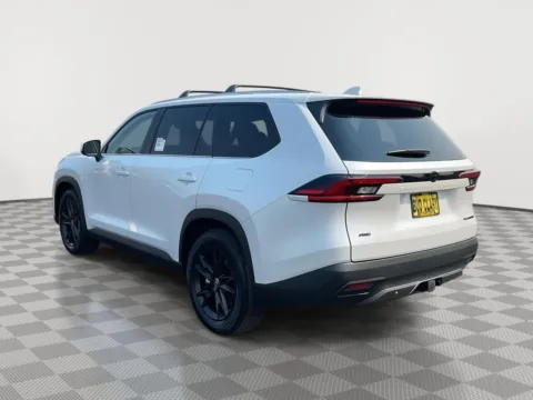 More photos of 2025 Toyota Grand Highlander Platinum at Toyota of Yakima, WA
