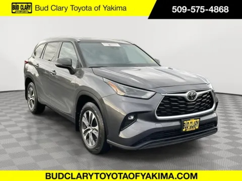Gray 2022 Toyota Highlander XLE for sale in Union Gap, WA