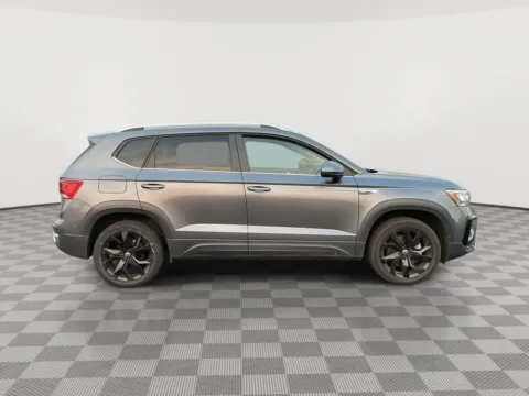 Photos of 2022 Volkswagen Taos SE for sale in Union Gap, WA at Toyota of Yakima