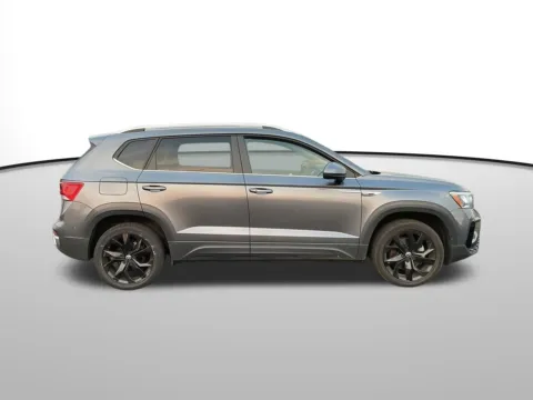 Photos of 2022 Volkswagen Taos 1.5T SE for sale in Union Gap, WA at Toyota of Yakima