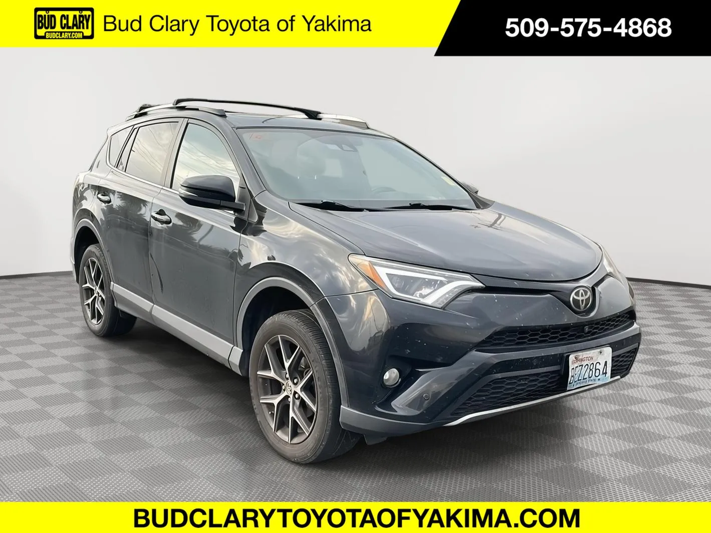 Black 2017 Toyota RAV4 SE for sale in Union Gap, WA