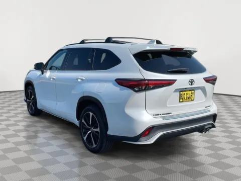 More photos of 2022 Toyota Highlander XSE at Toyota of Yakima, WA