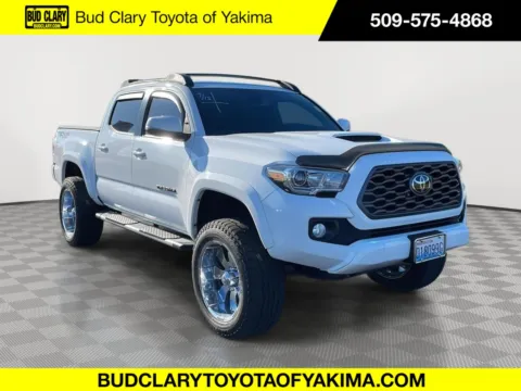 Black 2020 Toyota Tacoma SR V6 for sale in Union Gap, WA
