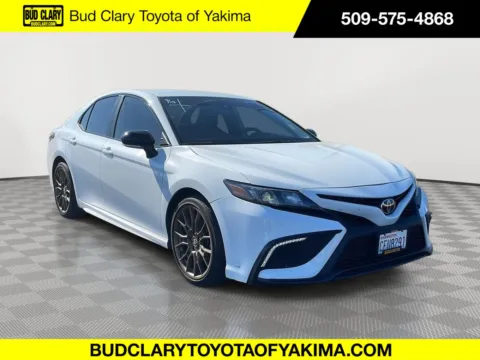 White 2023 Toyota Camry SE Nightshade for sale in Union Gap, WA