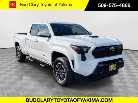 White 2025 Toyota Tacoma TRD Sport for sale in Union Gap, WA