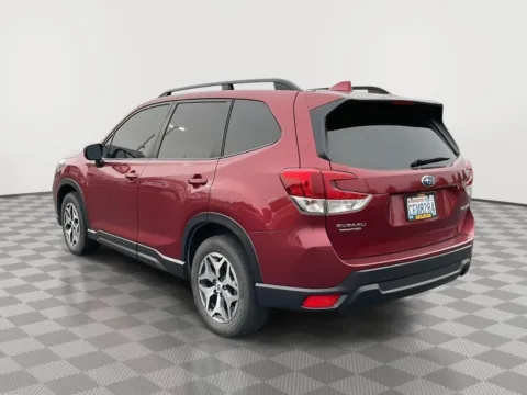 More photos of 2021 Subaru Forester Premium at Toyota of Yakima, WA