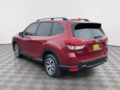 More photos of 2021 Subaru Forester Premium at Toyota of Yakima, WA