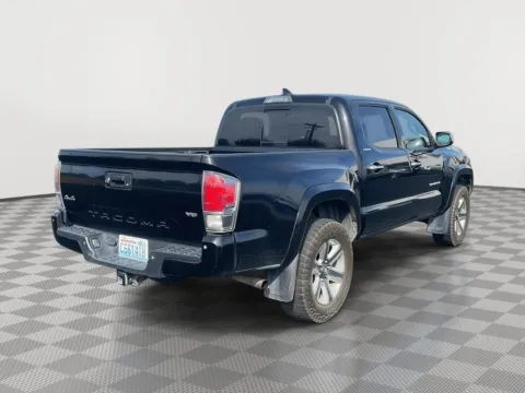 Another view of 2017 Toyota Tacoma Limited for sale in Union Gap, WA at Toyota of Yakima