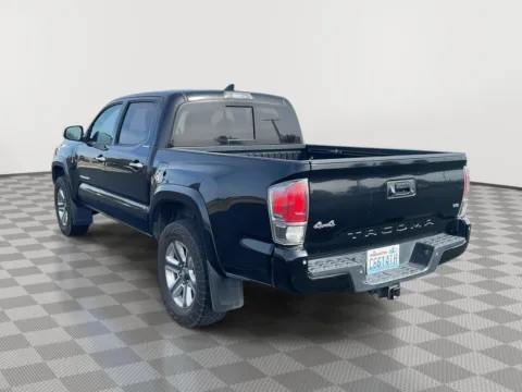 More photos of 2017 Toyota Tacoma Limited at Toyota of Yakima, WA