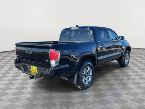 Another view of 2017 Toyota Tacoma Limited for sale in Union Gap, WA at Toyota of Yakima