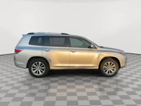 Photos of 2013 Toyota Highlander Hybrid Limited for sale in Union Gap, WA at Toyota of Yakima