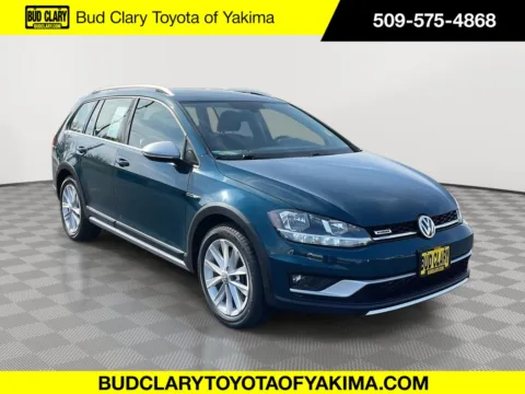 Green 2019 Volkswagen Golf Alltrack S for sale in Union Gap, WA