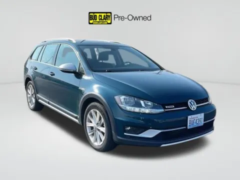 Green 2019 Volkswagen Golf Alltrack TSI S for sale in Union Gap, WA