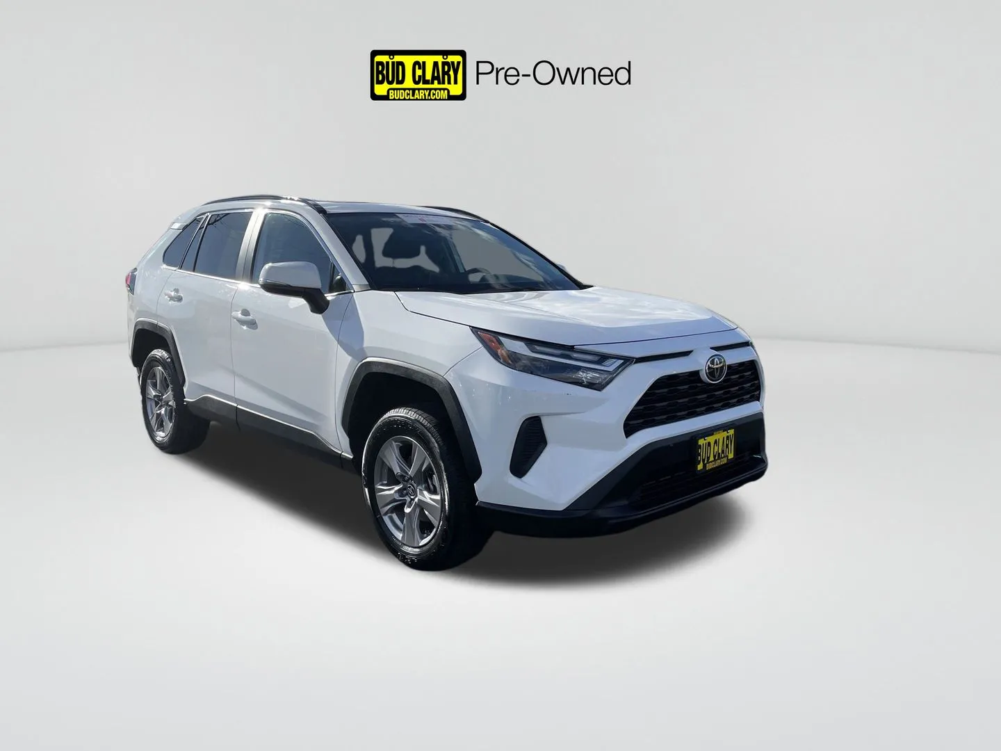White 2025 Toyota RAV4 XLE for sale in Union Gap, WA