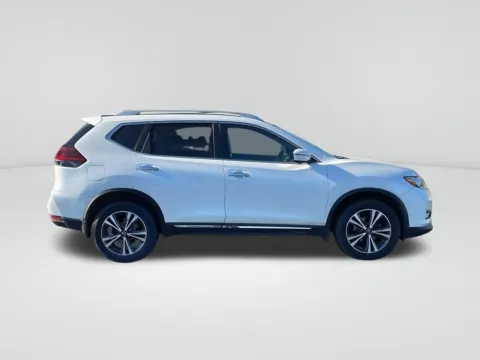 Photos of 2018 Nissan Rogue SL for sale in Union Gap, WA at Toyota of Yakima