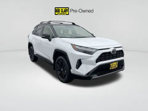 White 2025 Toyota RAV4 Hybrid XSE for sale in Union Gap, WA