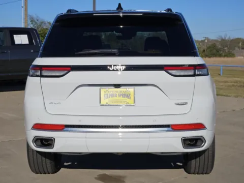 More photos of 2025 Jeep Grand Cherokee Summit at Nottingham Chrysler Dodge Jeep Ram of Sulphur Springs, TX