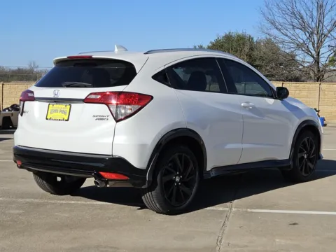 More photos of 2022 Honda HR-V Sport at Nottingham Chrysler Dodge Jeep Ram of Sulphur Springs, TX