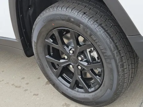 More photos of 2025 Jeep Grand Cherokee L Altitude X at Nottingham Chrysler Dodge Jeep Ram of Sulphur Springs, TX