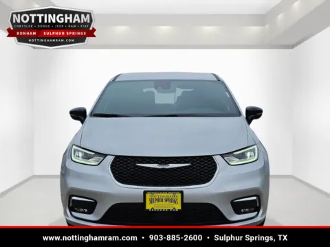 Photos of 2026 Chrysler Pacifica Select for sale in Sulphur Springs, TX at Nottingham Chrysler Dodge Jeep Ram of Sulphur Springs