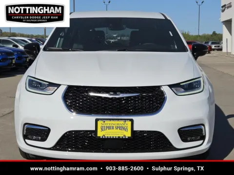 Photos of 2026 Chrysler Pacifica Select for sale in Sulphur Springs, TX at Nottingham Chrysler Dodge Jeep Ram of Sulphur Springs