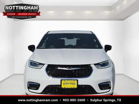 Photos of 2026 Chrysler Pacifica Select for sale in Sulphur Springs, TX at Nottingham Chrysler Dodge Jeep Ram of Sulphur Springs