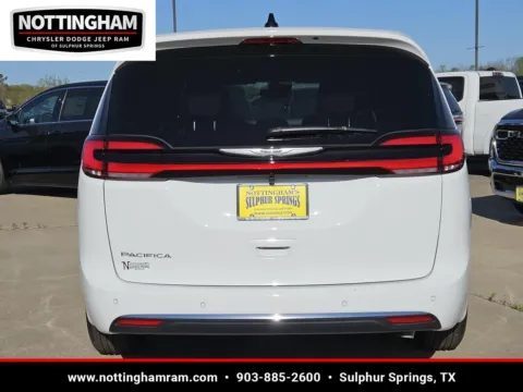 More photos of 2026 Chrysler Pacifica Select at Nottingham Chrysler Dodge Jeep Ram of Sulphur Springs, TX