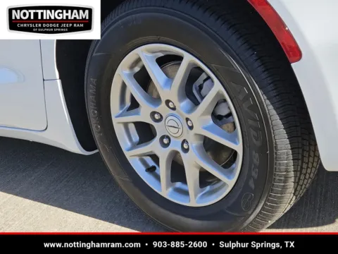 More photos of 2026 Chrysler Pacifica Select at Nottingham Chrysler Dodge Jeep Ram of Sulphur Springs, TX