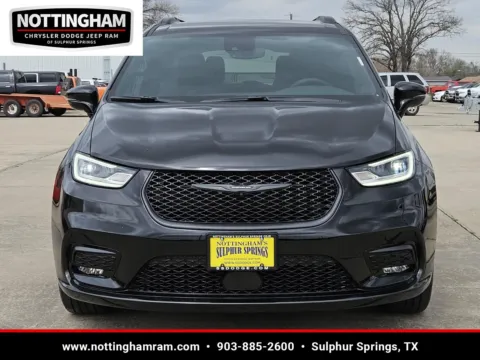 Photos of 2026 Chrysler Pacifica Select for sale in Sulphur Springs, TX at Nottingham Chrysler Dodge Jeep Ram of Sulphur Springs