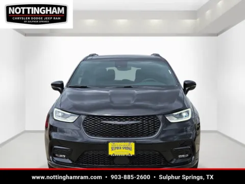 Photos of 2026 Chrysler Pacifica Select for sale in Sulphur Springs, TX at Nottingham Chrysler Dodge Jeep Ram of Sulphur Springs