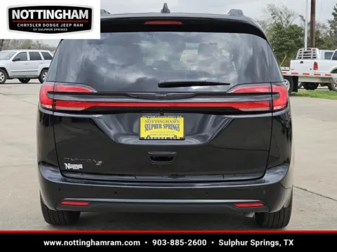 More photos of 2026 Chrysler Pacifica Select at Nottingham Chrysler Dodge Jeep Ram of Sulphur Springs, TX