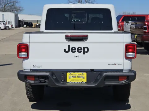 More photos of 2026 Jeep Gladiator Texas Trail at Nottingham Chrysler Dodge Jeep Ram of Sulphur Springs, TX