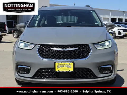 Photos of 2022 Chrysler Pacifica Touring L for sale in Sulphur Springs, TX at Nottingham Chrysler Dodge Jeep Ram of Sulphur Springs