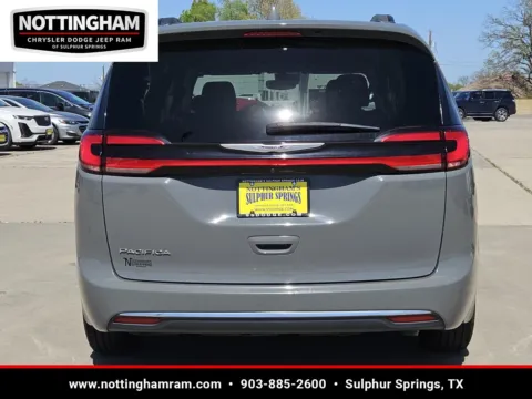 More photos of 2022 Chrysler Pacifica Touring L at Nottingham Chrysler Dodge Jeep Ram of Sulphur Springs, TX