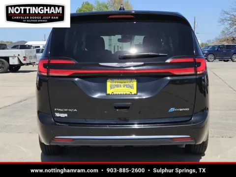 More photos of 2023 Chrysler Pacifica Hybrid Touring L at Nottingham Chrysler Dodge Jeep Ram of Sulphur Springs, TX