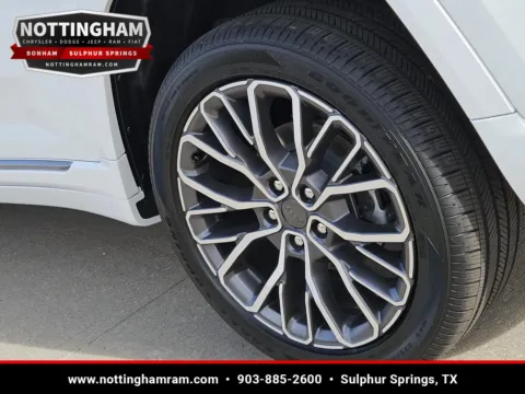 More photos of 2026 Jeep Grand Cherokee Summit at Nottingham Chrysler Dodge Jeep Ram of Sulphur Springs, TX
