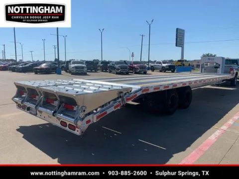 More photos of 2023 EBY GN25K 35' X 102 at Nottingham Chrysler Dodge Jeep Ram of Sulphur Springs, TX