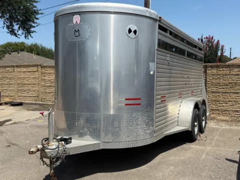 Another view of 2012 WW 15FT BUMPER PULLRED TRLR for sale in Sulphur Springs, TX at Nottingham Chrysler Dodge Jeep Ram of Sulphur Springs