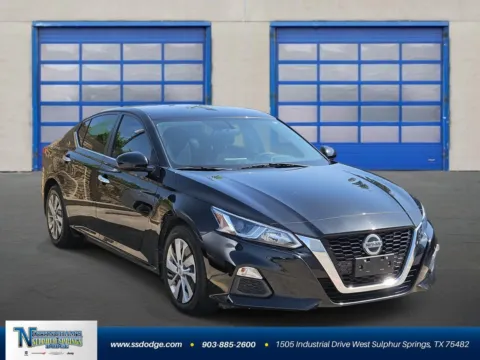 Black 2020 Nissan Altima 2.5 S for sale in Sulphur Springs, TX