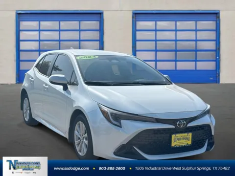 White 2024 Toyota Corolla Hatchback SE for sale in Sulphur Springs, TX