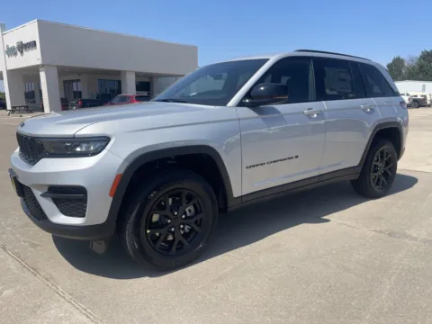 Another view of 2025 Jeep Grand Cherokee Altitude X for sale in Sulphur Springs, TX at Nottingham Chrysler Dodge Jeep Ram of Sulphur Springs