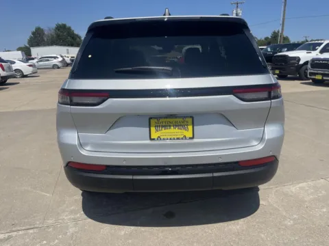 More photos of 2025 Jeep Grand Cherokee Altitude X at Nottingham Chrysler Dodge Jeep Ram of Sulphur Springs, TX