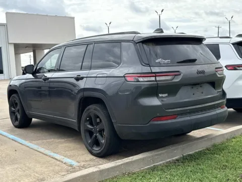 More photos of 2022 Jeep Grand Cherokee L Limited at Nottingham Chrysler Dodge Jeep Ram of Sulphur Springs, TX
