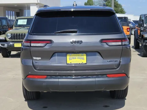 More photos of 2022 Jeep Grand Cherokee L Limited at Nottingham Chrysler Dodge Jeep Ram of Sulphur Springs, TX