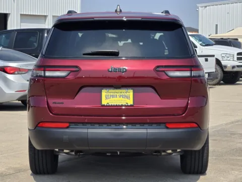 More photos of 2025 Jeep Grand Cherokee L Altitude at Nottingham Chrysler Dodge Jeep Ram of Sulphur Springs, TX