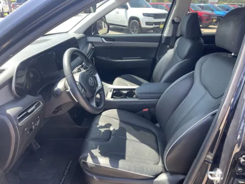 More photos of 2025 Hyundai Palisade SEL at Nottingham Chrysler Dodge Jeep Ram of Sulphur Springs, TX