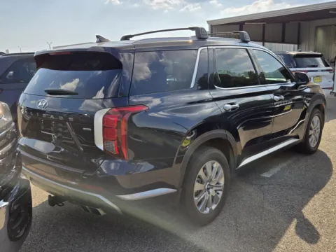More photos of 2025 Hyundai Palisade SEL at Nottingham Chrysler Dodge Jeep Ram of Sulphur Springs, TX