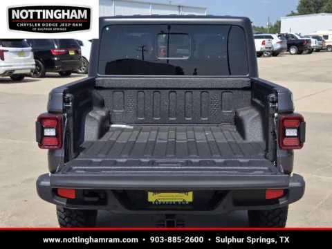 More photos of 2025 Jeep Gladiator Willys at Nottingham Chrysler Dodge Jeep Ram of Sulphur Springs, TX