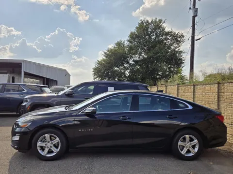 More photos of 2024 Chevrolet Malibu LT at Nottingham Chrysler Dodge Jeep Ram of Sulphur Springs, TX