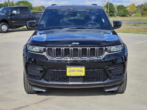 Photos of 2025 Jeep Grand Cherokee Laredo X for sale in Sulphur Springs, TX at Nottingham Chrysler Dodge Jeep Ram of Sulphur Springs